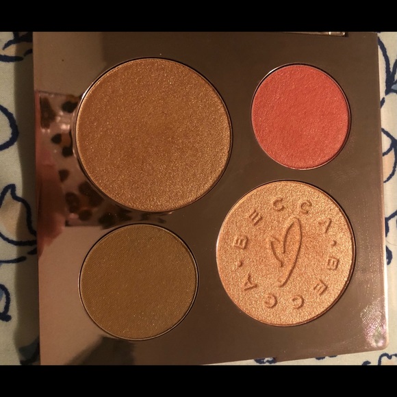 Becca x Chrissy Teigen Glow Face Palette ✨ - Picture 2 of 2